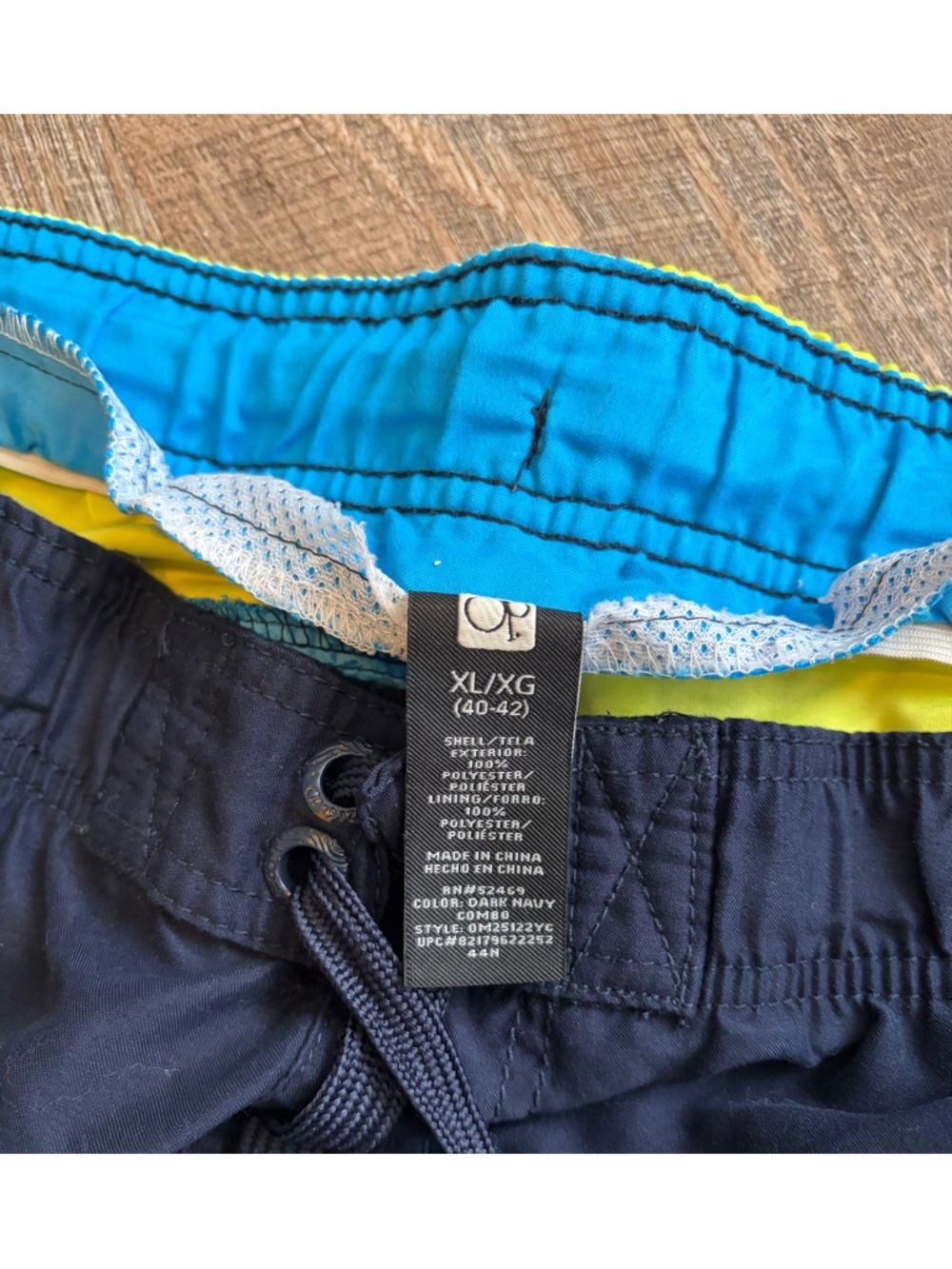 Men’s Swim Trunks - Picture 8 of 10